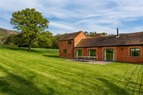 Summer Barn, Ledbury