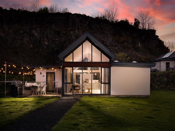Summerset Lodge, 
