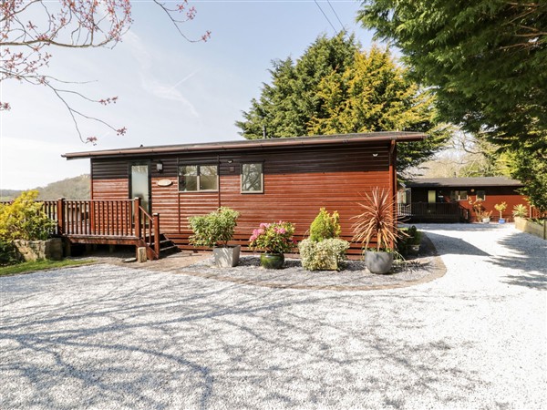 Summertime Lodge in Rhyd-y-Foel near Abergele, Clwyd