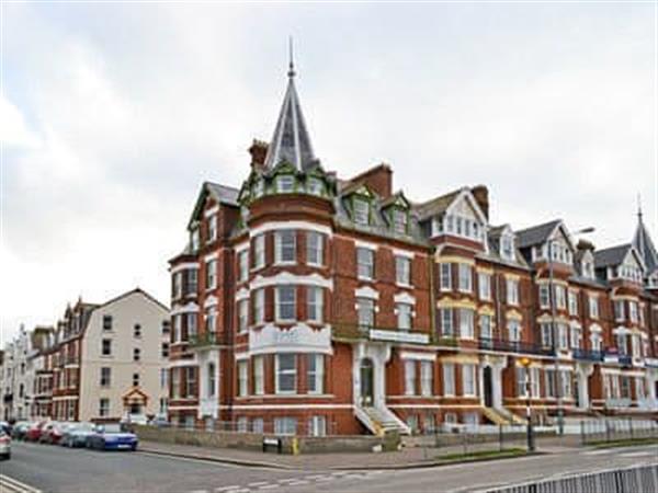 Suncourt Holiday Apartments - Bounty in Cromer, Norfolk