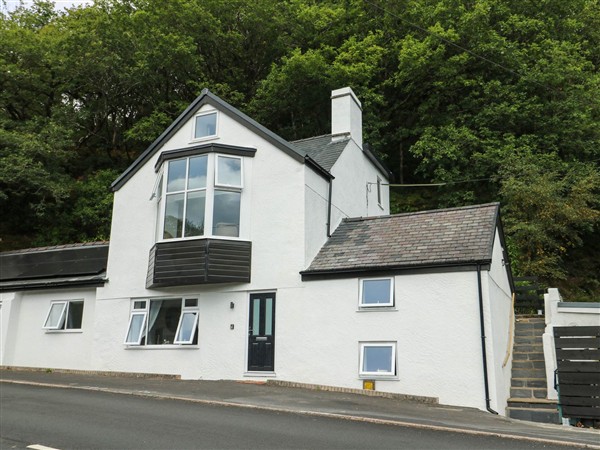 Swn y Rhaeadr, 