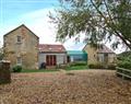 Enjoy a leisurely break at Tadpole Bridge Cottage; Bampton; Oxford