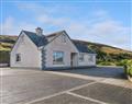 Enjoy a leisurely break at Teach Annie Agus Paddy; ; Meenlaragh near Gortahork