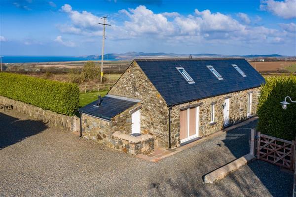 Temple Holiday Cottages - Temple Barn in Haverfordwest, Pembrokeshire, Dyfed