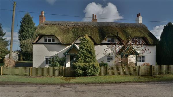 Thatch Cottage in Derbyshire