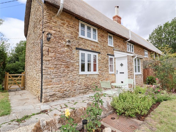 Thatchers End in Dorset