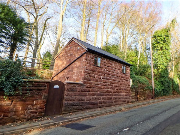 The Apple Store in Cheshire