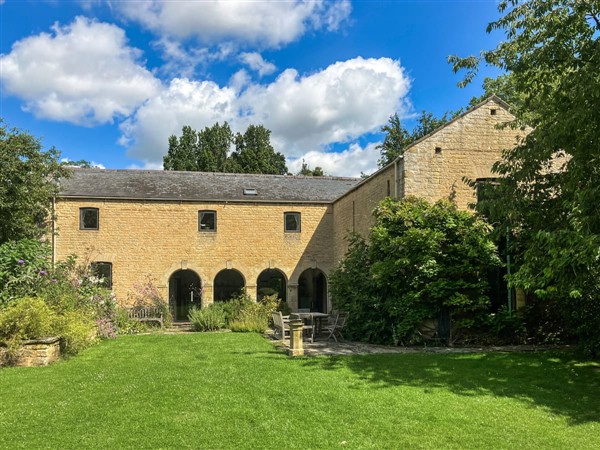 The Barn, Casewick, near Grantham