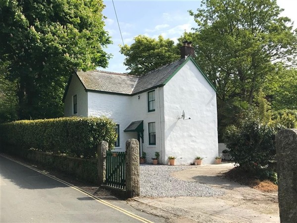 The Beach Lodge in Porthpean, Cornwall