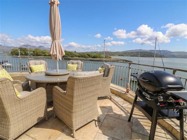 The Boat Yard Apartment in Gwynedd