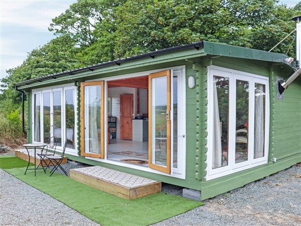 The Cabin, Solva