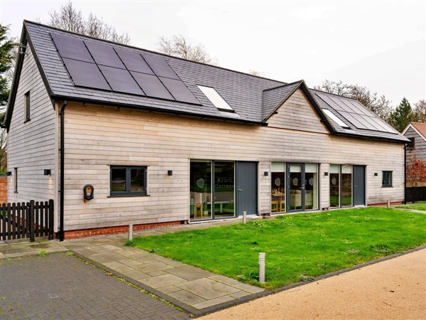 The Compass Place in Warwickshire