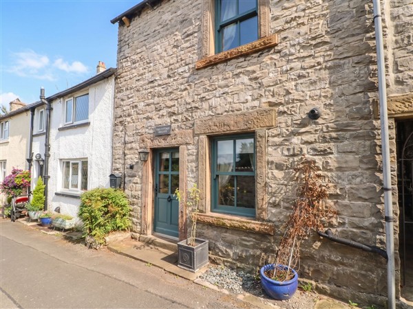 The Cottage O'ergate, 