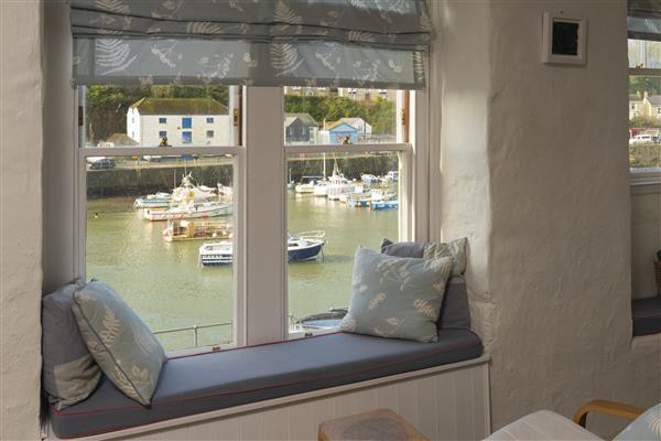 The Customs House Loft in Cornwall