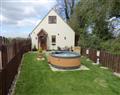 Enjoy your Hot Tub at The Den; Sleaford; Lincolnshire