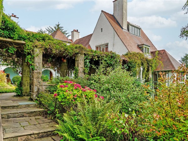 The Giddy Limit Cottage in Fife