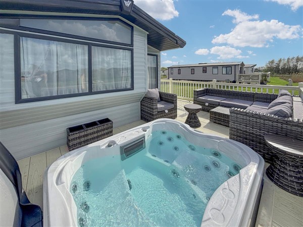The Grange Leisure Park - Golf Village 107, Mablethorpe