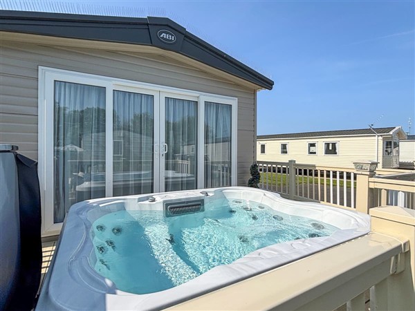 The Grange Leisure Park - Oak Village 17, Mablethorpe