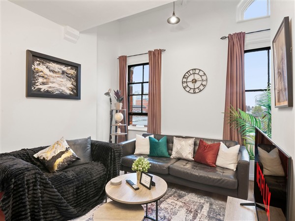 The Hallmark Birmingham Flat, 