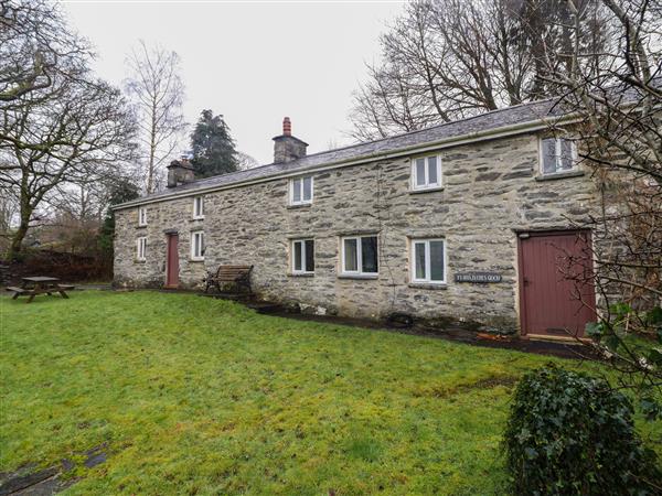 The Long House - Gwynedd