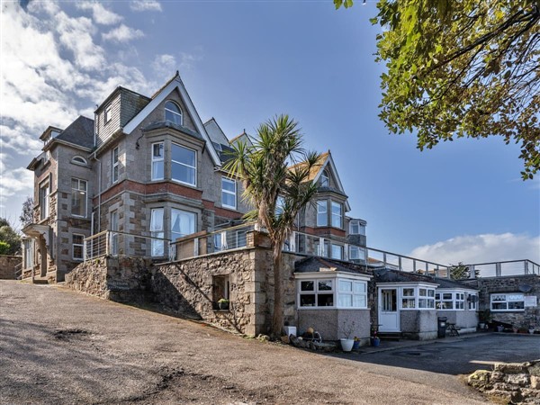 The Nuthatch in Cornwall