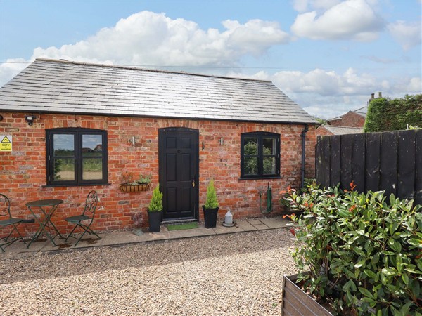 The Paw Barn - Lincolnshire