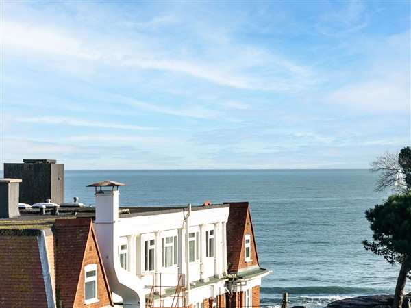 The Renoir Sea View Suite - Devon