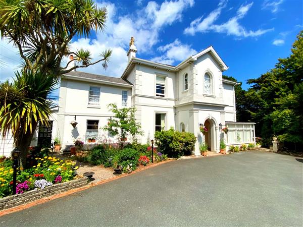 The Town House at Muntham - Devon