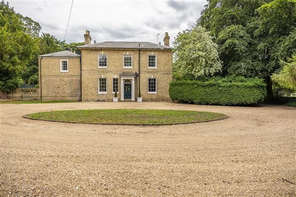 The Vicarage and Cottage in Lincolnshire