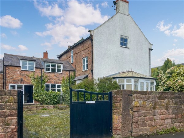 The White House in Cheshire