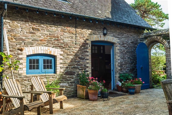 The Wool Barn in Noss Mayo, Devon