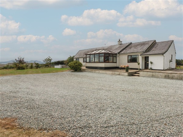 Tir Mawr - Gwynedd