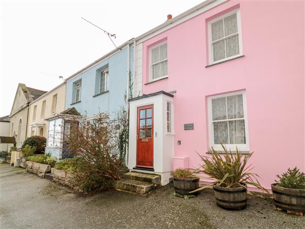Tops'l Cottage in Falmouth, Cornwall