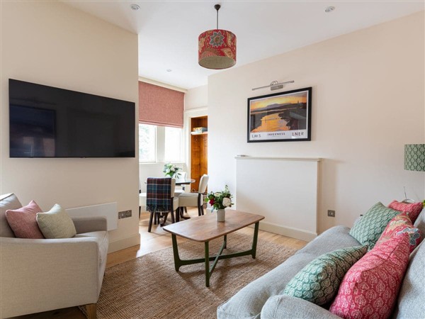 Tree House in Inverness-Shire