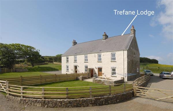 Trefrane Cottages - Trefrane Lodge in Dyfed