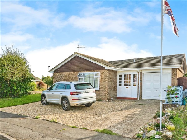 Trelawny Shores in Isle of Wight