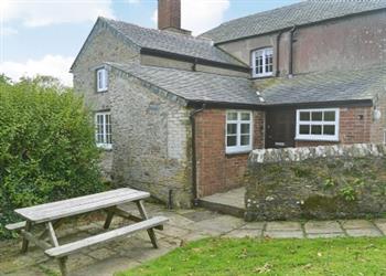 Triggabrowne Farm Cottages - Dairy Cottage in Lanteglos-by-Fowey, Cornwall
