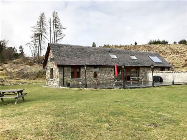 Turin Nurin Cottage in Tomatin, near Inverness, Inverness-Shire
