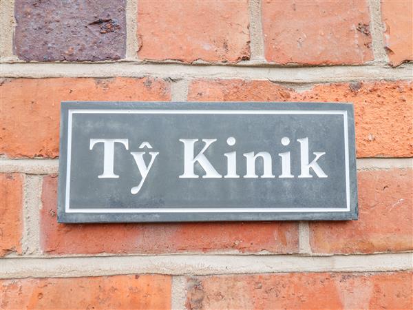 Ty Kinik in Llangollen, Denbighshire