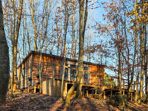 Ty cwtch Cabin in Gwent