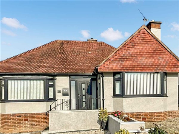 Tyn y Fron Cottage in Llandudno, Gwynedd