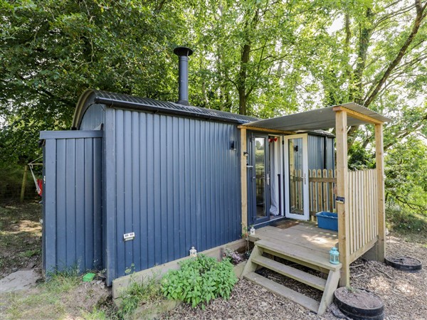 Valley View Shepherd's Hut in Devon