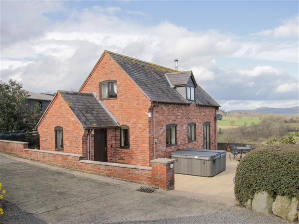 Waggoners Cottage in Powys