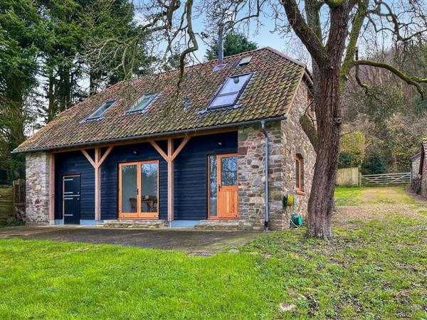 Walnut Cottage Barn in Avon