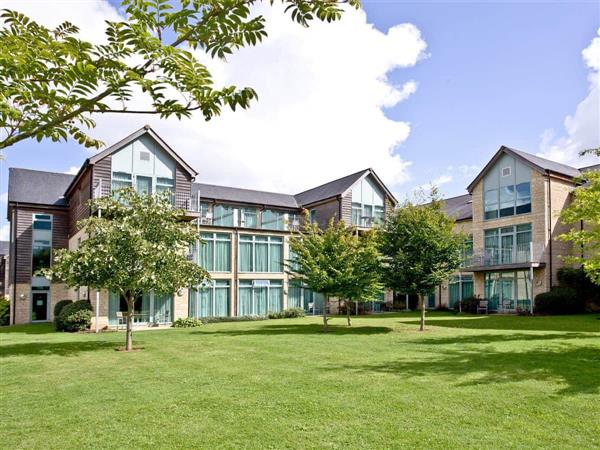 Water Park Apartment 2 in South Cerney, Glos, Gloucestershire
