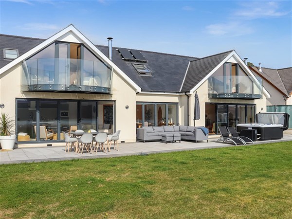 Waters Edge in Dyfed