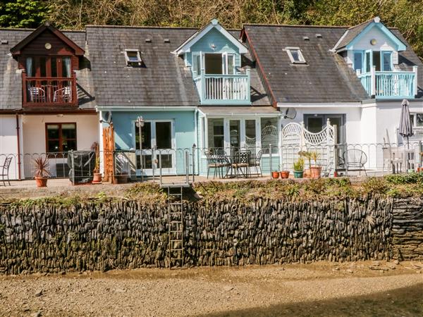 Waterside Cottage in Cornwall