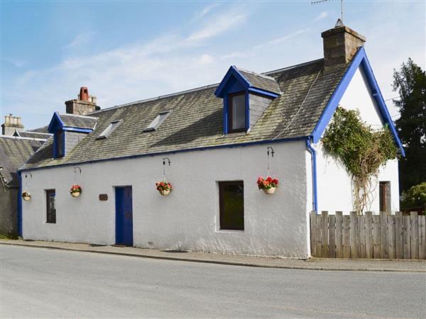 West End Cottage in Inverness-Shire