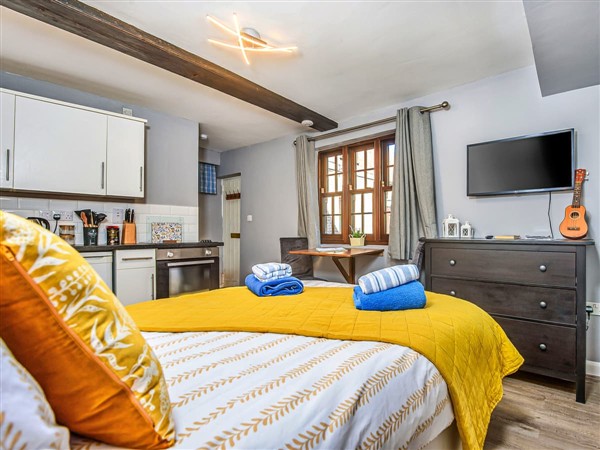 Whitby Studio, Whitby