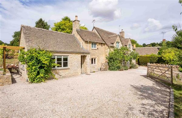 Willow Tree Cottage in Gloucestershire
